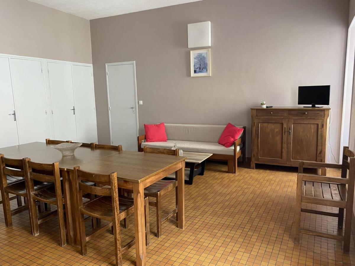 Appartement Arfeuilles, 4 Pieces, 6 Personnes - Fr-1-489-243 Bagian luar foto